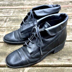 Penman's Lace-up Ankle Boots Size 8B